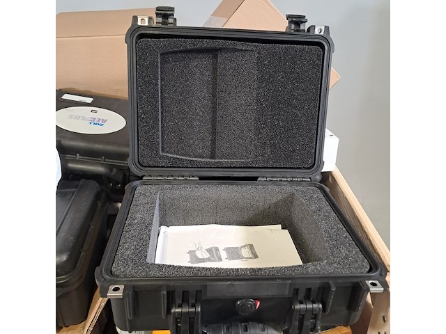 Diverse medische apparatuur en koffers, o.a diamed, argus - afbeelding 4 van  8