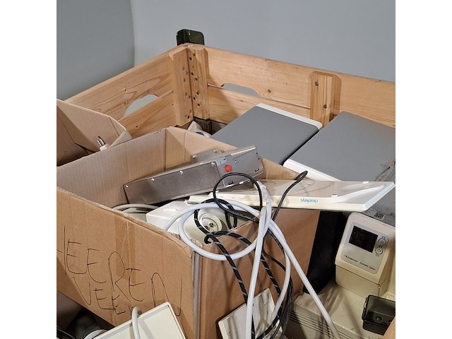 Diverse medische apparatuur, o.a. ems/soredex - afbeelding 8 van  24