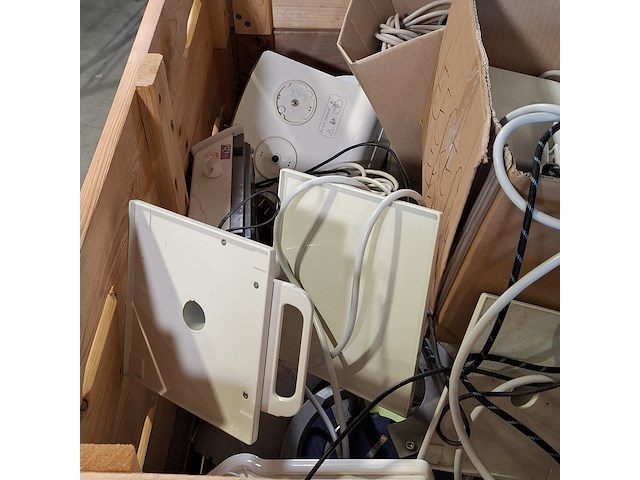 Diverse medische apparatuur, o.a. ems/soredex - afbeelding 20 van  24