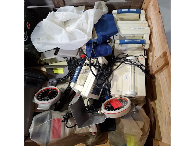 Diverse medische instrumenten, propaq - afbeelding 4 van  17
