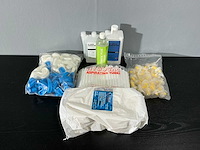 Diverse medische verbruiksartikelen - afbeelding 2 van  9