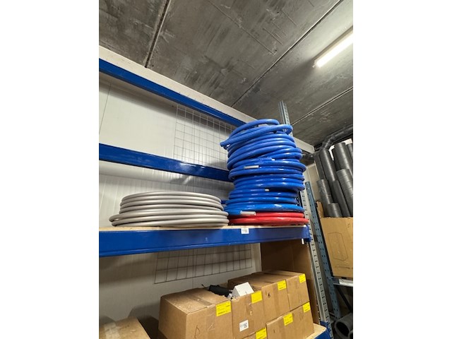 Diverse meerlagenbuis, geberit - afbeelding 1 van  3