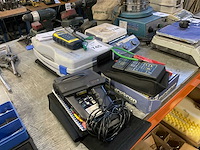 Diverse meetapparatuur (3x) - afbeelding 2 van  5