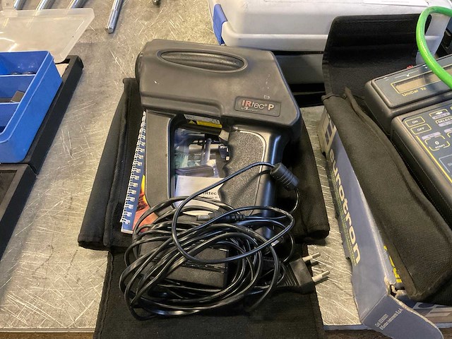 Diverse meetapparatuur (3x) - afbeelding 4 van  5