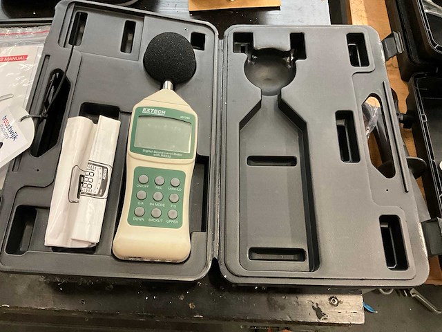 Diverse meetapparatuur (4x) - afbeelding 5 van  12