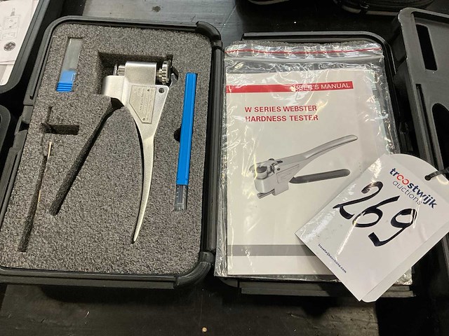 Diverse meetapparatuur (4x) - afbeelding 9 van  12