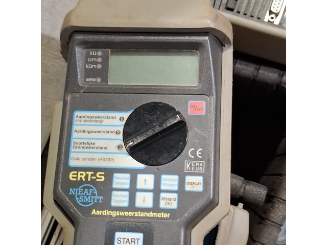 Diverse meetapparatuur en 2x houten transportkist, o.a nieaf - afbeelding 3 van  16