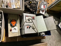 Diverse meetapparatuur - afbeelding 4 van  6