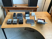 Diverse meetapparatuur - afbeelding 1 van  8