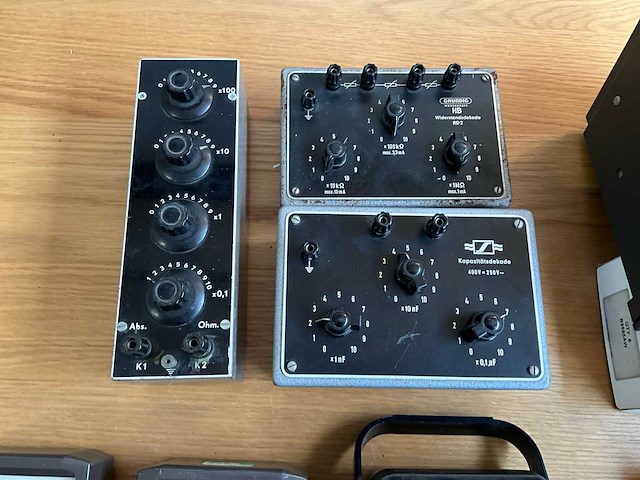 Diverse meetapparatuur - afbeelding 3 van  8