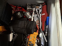 Diverse meetinstrumenten en gereedschap - afbeelding 3 van  13