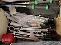 Diverse meetinstrumenten en gereedschap - afbeelding 9 van  13