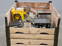 Diverse meetinstrumenten , o.a. tektronix