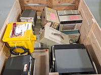 Diverse meetinstrumenten , o.a. tektronix - afbeelding 2 van  9