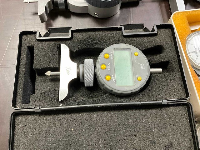 Diverse meetklokken (14x) - afbeelding 5 van  20