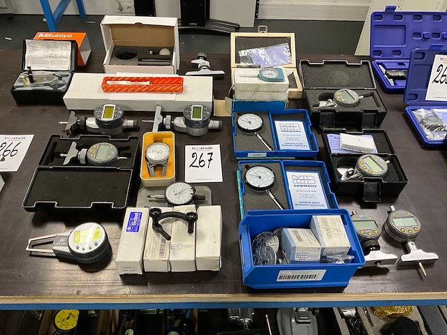 Diverse meetklokken (14x) - afbeelding 1 van  20