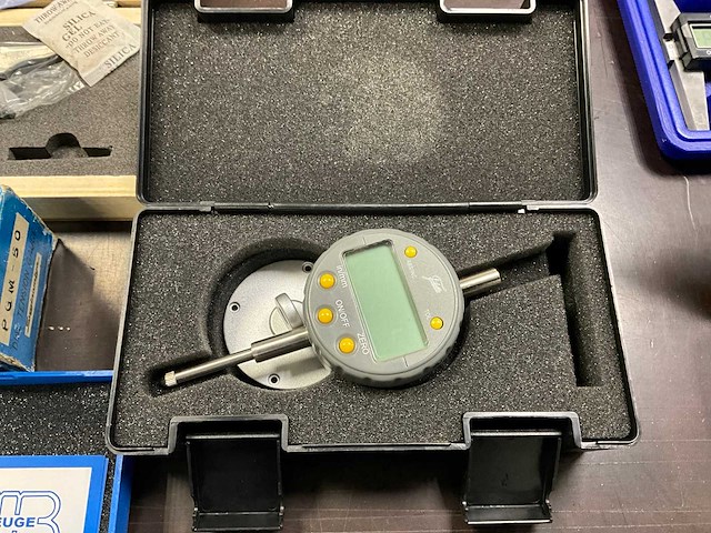 Diverse meetklokken (14x) - afbeelding 15 van  20