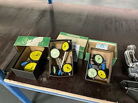 Diverse meetklokken (9x) - afbeelding 2 van  7