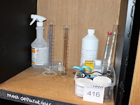 Diverse meet/testapparatuur en producten. - afbeelding 1 van  2