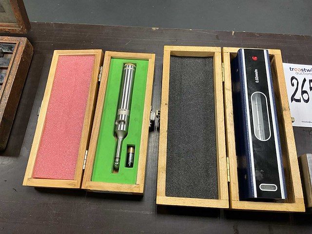 Diverse meettoestellen (3x) - afbeelding 3 van  5