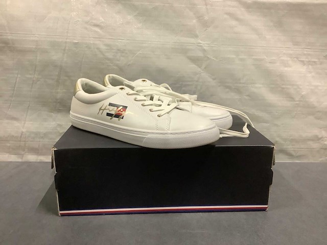 Diverse merk-schoenen (12x) - afbeelding 2 van  8