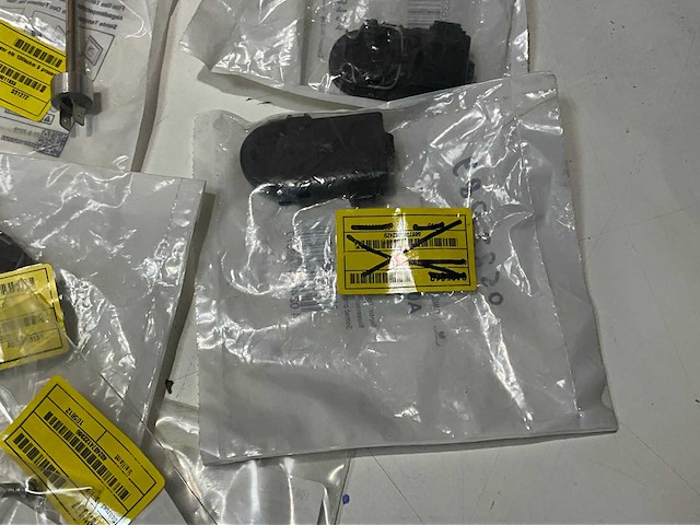 Diverse merken cv ketel onderdelen - afbeelding 8 van  23