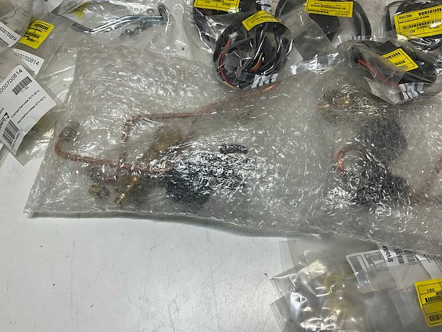 Diverse merken cv ketel onderdelen - afbeelding 14 van  23