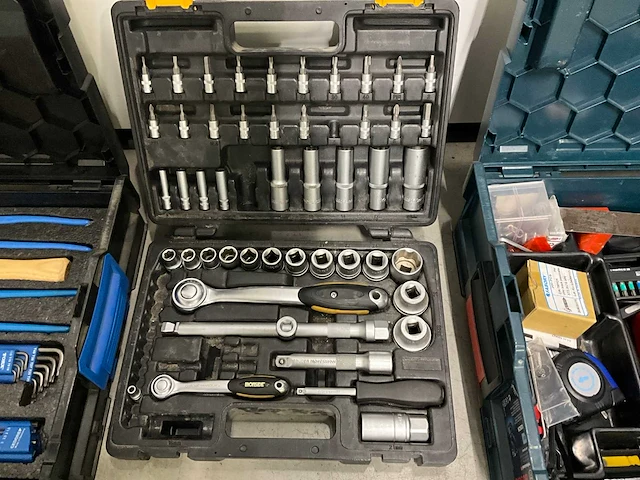 Diverse merken handgereedschap - afbeelding 3 van  6