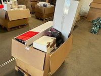Diverse merken lampen partij op pallet