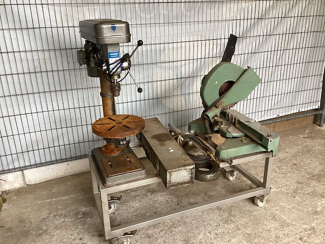 Diverse metaal machines - overige machine toebehoren - afbeelding 1 van  12