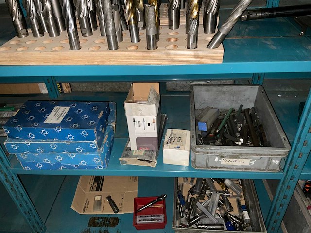Diverse metaalbewerking materialen - afbeelding 10 van  14