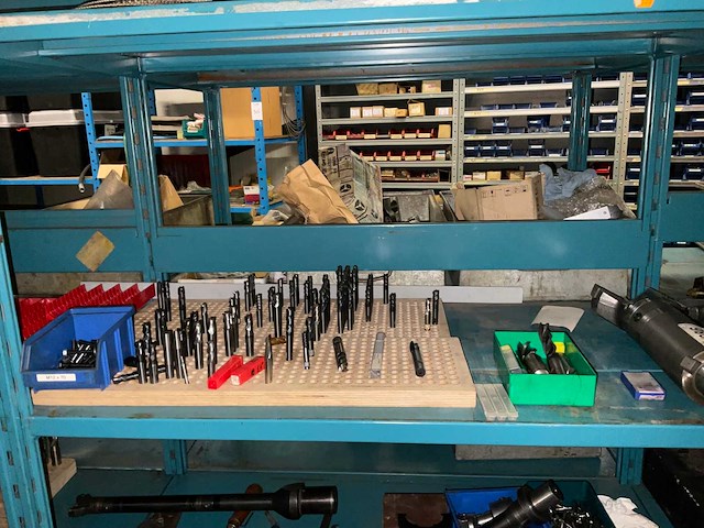 Diverse metaalbewerking materialen - afbeelding 13 van  14