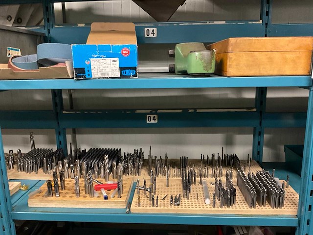 Diverse metaalbewerking materialen - afbeelding 10 van  20