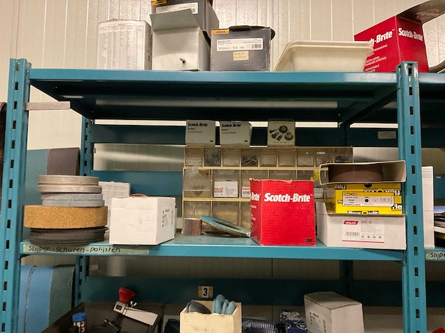 Diverse metaalbewerking materialen - afbeelding 16 van  20