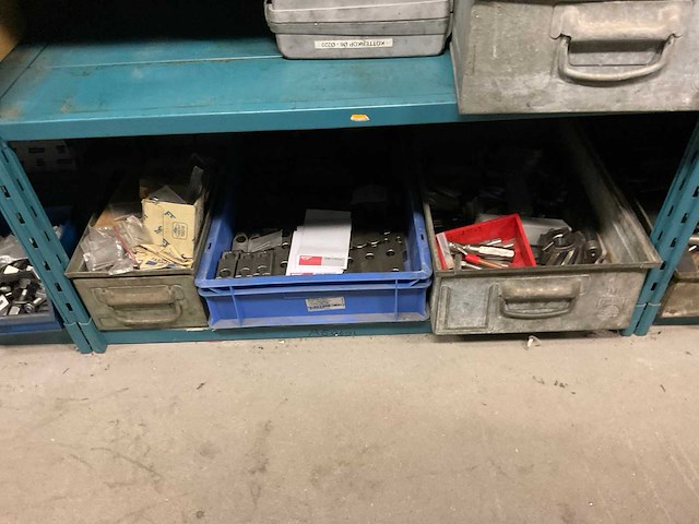 Diverse metaalbewerking materialen - afbeelding 2 van  16