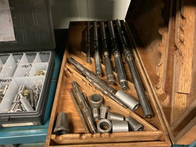 Diverse metaalbewerking materialen - afbeelding 7 van  16
