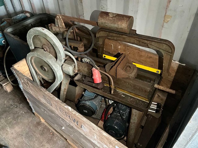 Diverse metaalbewerkingmachines (3x) - afbeelding 2 van  5