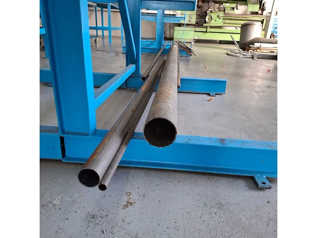 Diverse metalen, aluminium en rvs profielen - afbeelding 6 van  19