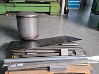 Diverse metalen, aluminium en rvs profielen - afbeelding 13 van  19