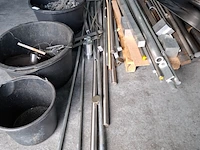 Diverse metalen, aluminium en rvs profielen - afbeelding 19 van  19