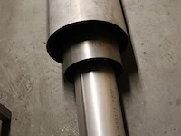 Diverse metalen buizen - afbeelding 2 van  13