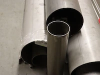 Diverse metalen buizen - afbeelding 6 van  13