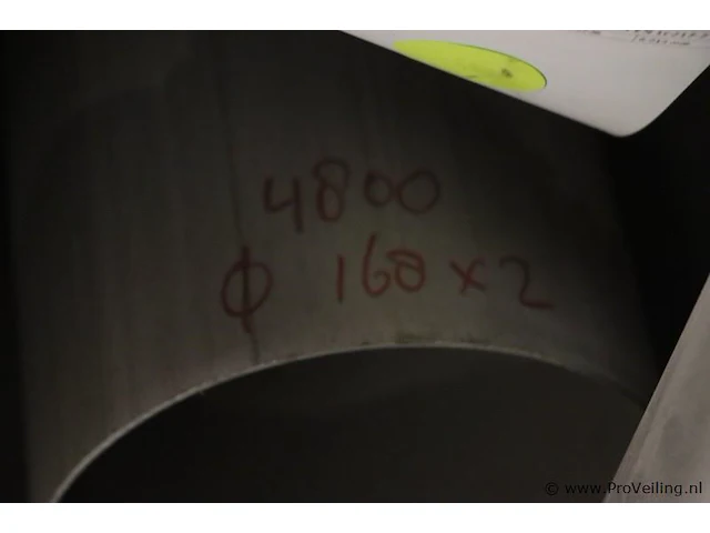 Diverse metalen buizen - afbeelding 12 van  13