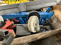 Diverse metalen halffabricaten - afbeelding 5 van  10