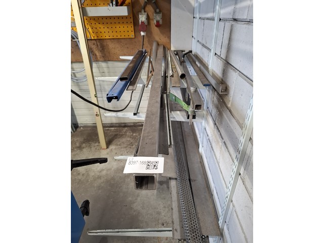 Diverse metalen profielen - afbeelding 4 van  6