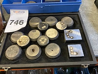 Diverse metalen - afbeelding 2 van  5