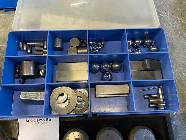 Diverse metalen - afbeelding 3 van  5