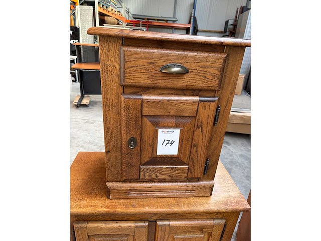 Diverse meubels - afbeelding 2 van  7