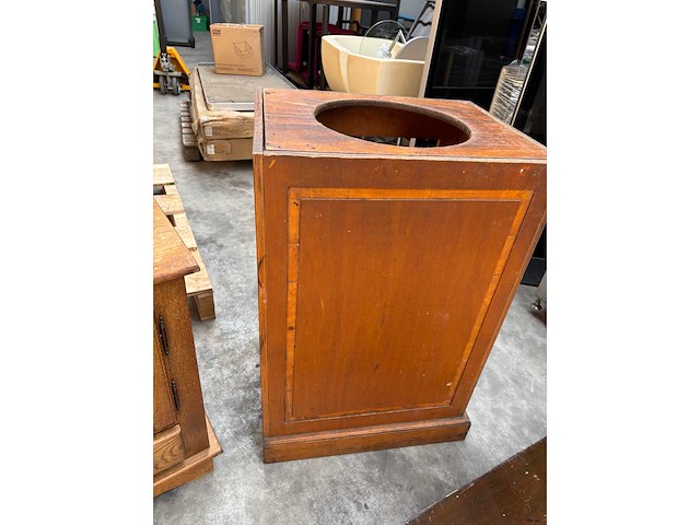 Diverse meubels - afbeelding 3 van  3