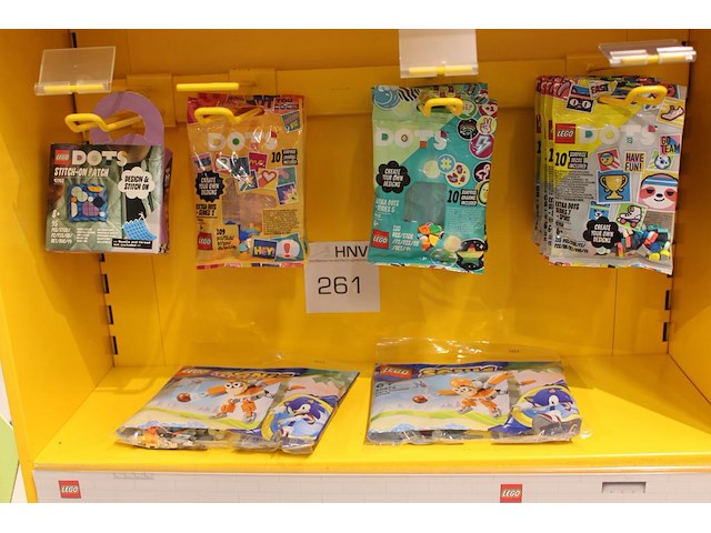 Diverse miniverpakkingen lego, 12 stuks. - afbeelding 1 van  2
